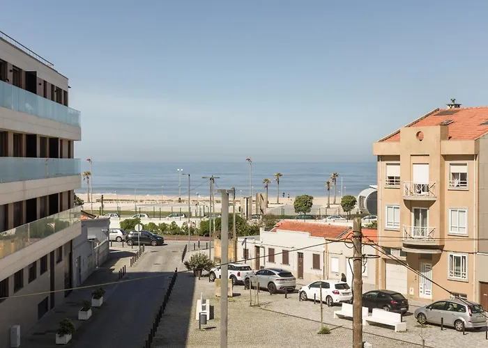 Viravento - & Creative Space Hostal Espinho (Aveiro)