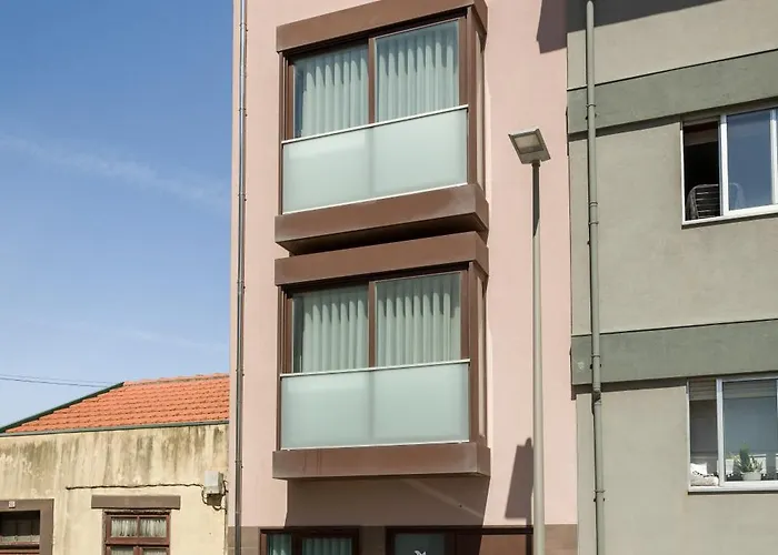 Viravento - & Creative Space Hostal Espinho (Aveiro)