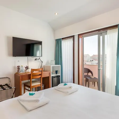 Viravento - & Creative Space Albergue Espinho (Aveiro)